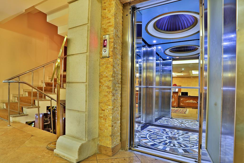 The Istanbul Hotel 外观 照片