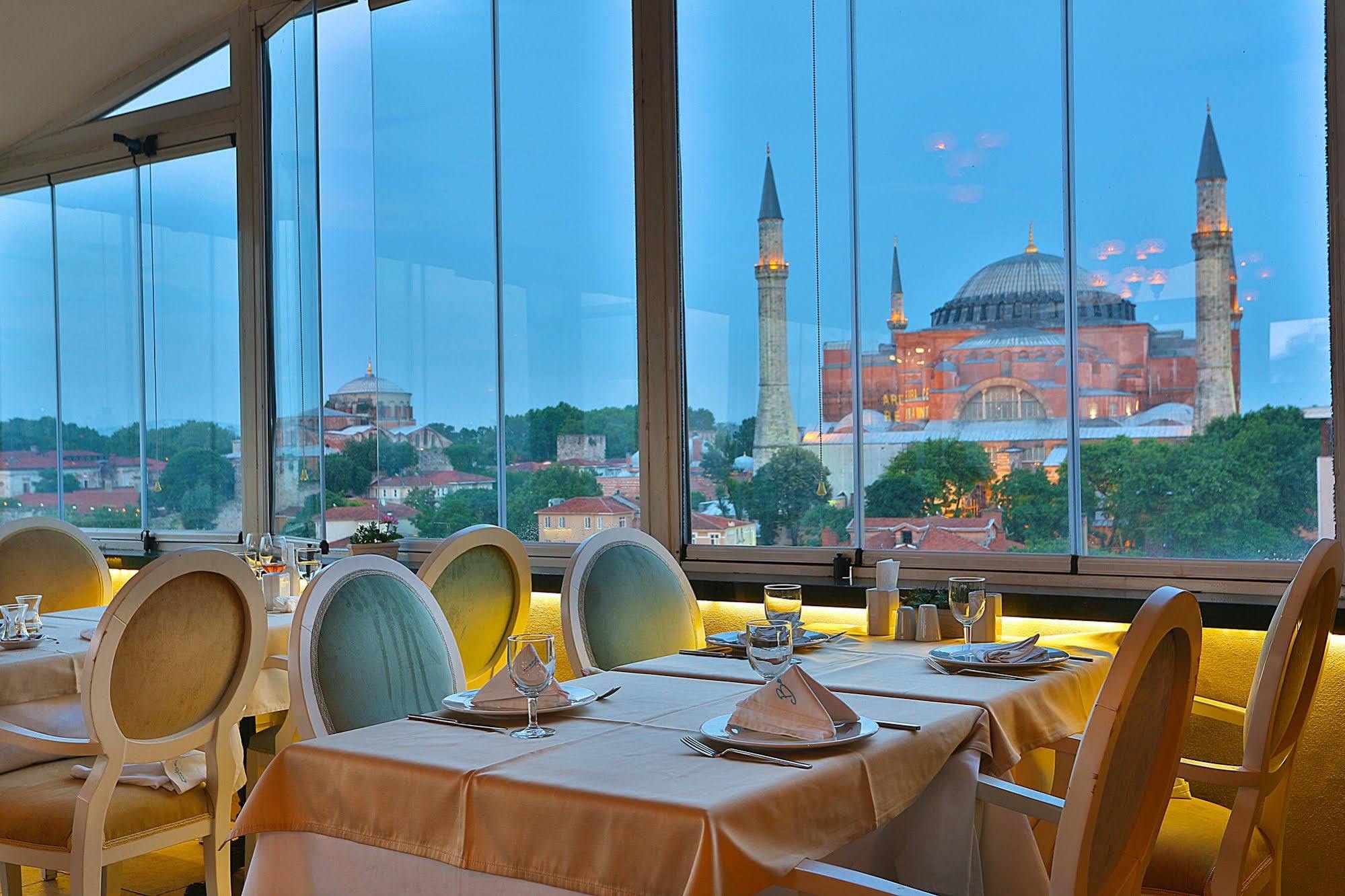 The Istanbul Hotel 外观 照片